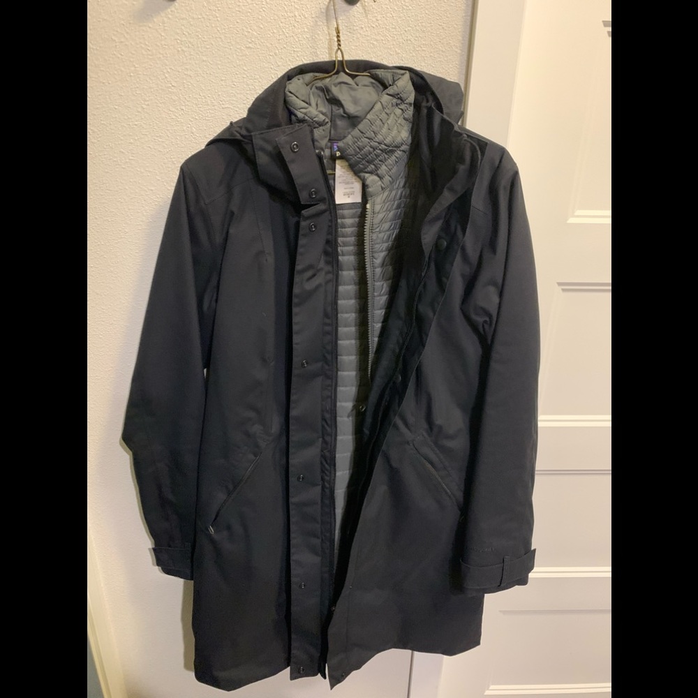 2-1 long Patagonia jacket with removable shell